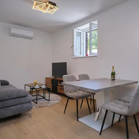 New! Adriatic Shell - 10 Min Walk To * Trogir