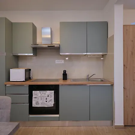Apartman New! Adriatic Shell - 10 Min Walk To Trogir