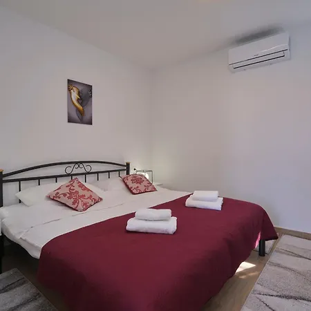 Διαμέρισμα New! Adriatic Shell - 10 Min Walk To *